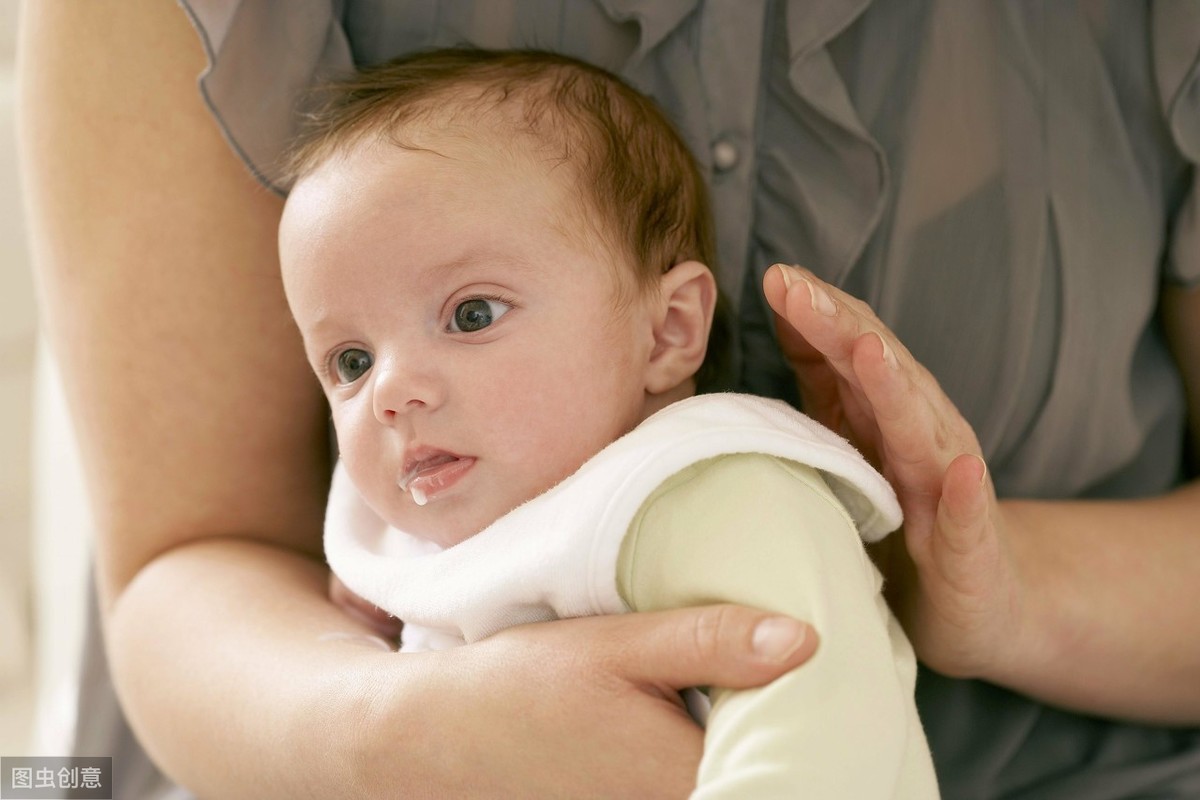 网箱养鱼设备及价格是多少（标准网箱养鱼设备有哪些）